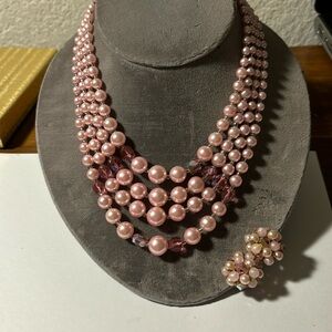 So so pretty!  Prom or wedding